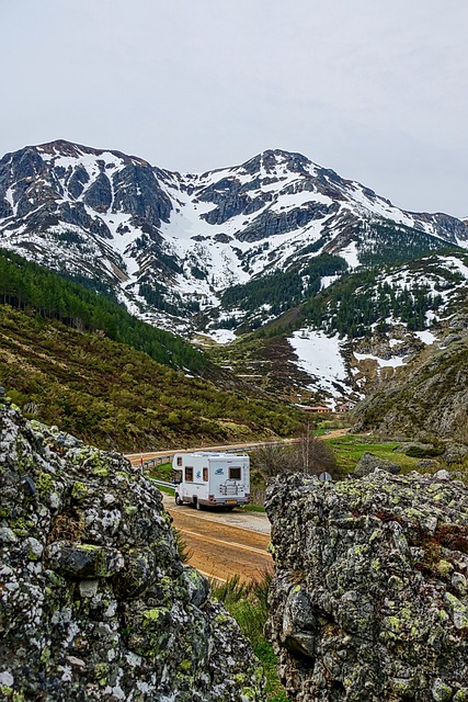 RV, open road