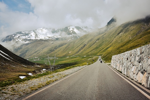 RV, open road