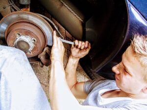 home-repairs-640x480-49494227.jpeg