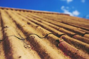roof-repair-tucson-640x480-93239358.jpeg