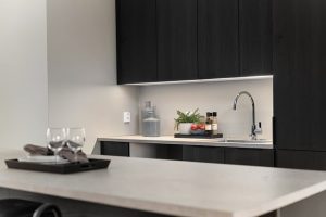 kitchen-home-renovation-640x480-89610553.jpeg
