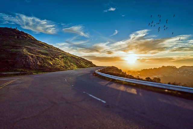 rv-open-road-640x480-7601833.jpeg