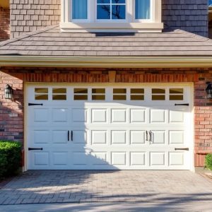 garage-door-640x480-44711942.jpeg