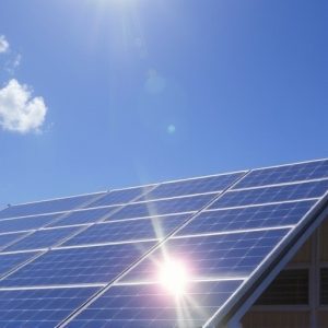 Optimize Solar Power: Panel Tilt Adjustments for Seasonal Angle Success