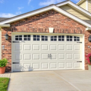 benefits-of-preventative-garage-door-mai-640x480-49198092.jpeg