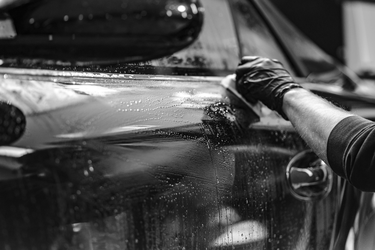 Stop Garage Door Grinding: Instant Solutions for Noise